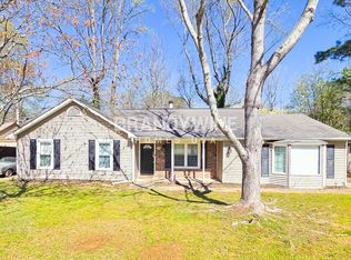 702 Dunaire Way, Jonesboro, GA 30238