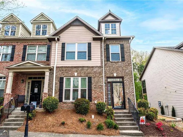 535 Ridge View Xing, Woodstock, GA 30188