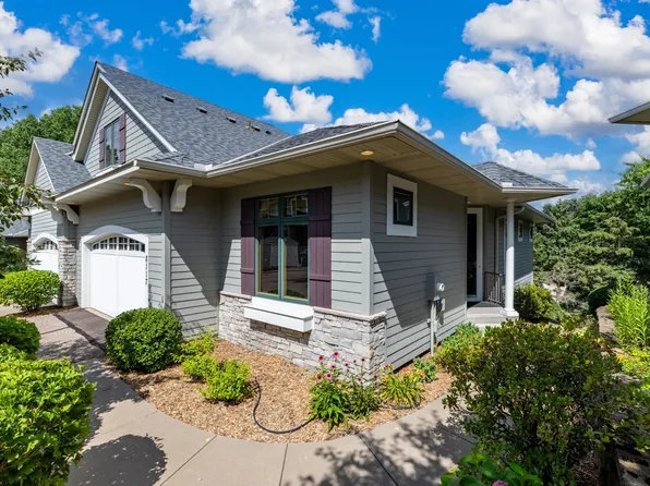 8117 Xerxes Cir, Bloomington, MN 55431