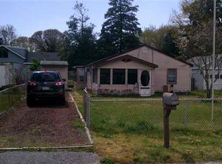 134 E Delaware Pkwy, Villas, NJ 08251