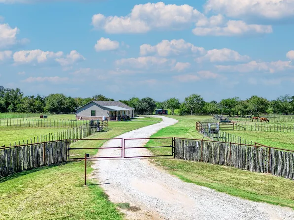 4452 County Road 123, Gainesville, TX 76240