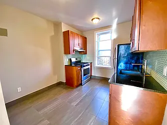 Rented by Amorelli Realty