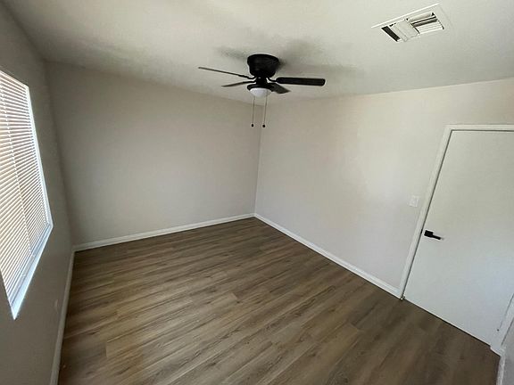 4th image of 525 S Orange Ave