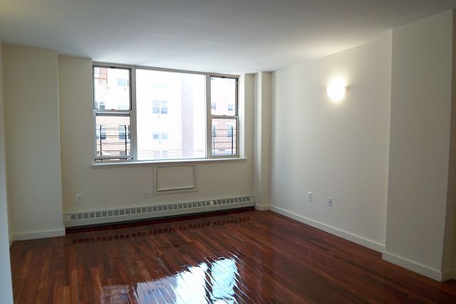 1st image of 444 Manhattan Ave APT 5C