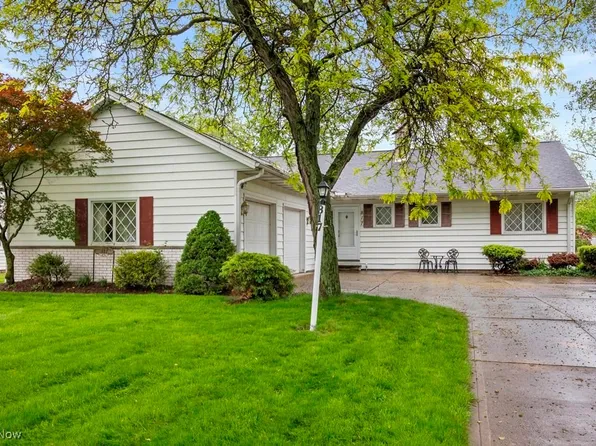 817 Washington Ave, Elyria, OH 44035