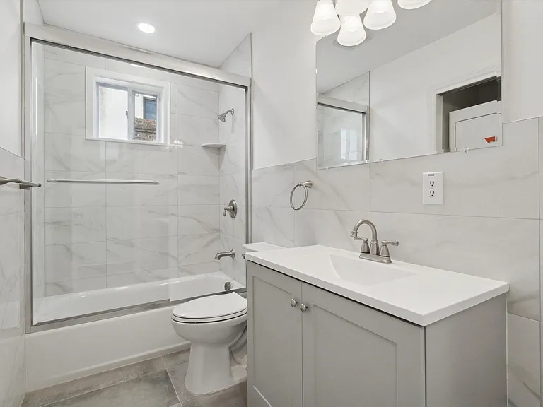 146 Nassau St #33 — Photo 7