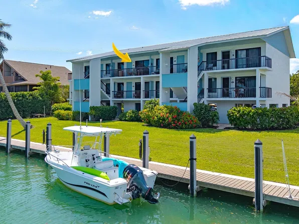 1250 Tennisplace Ct #E-33, Sanibel, FL 33957