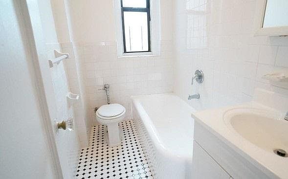 2nd image of 2690 Creston Ave #B6