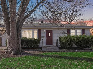 6408 Vermont St, Merrillville, IN 46410