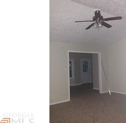 5th image of 130 E Country Woods Dr