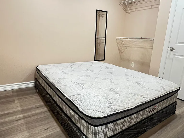 2153 Morningside Ave #BASEMENT — Photo 3