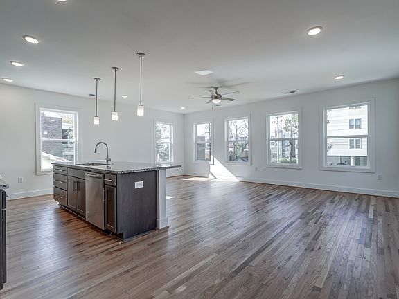 3rd image of 1215 McDonough St #B