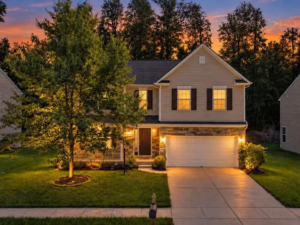 3433 S Glasgow Cir, Bloomington, IN 47403