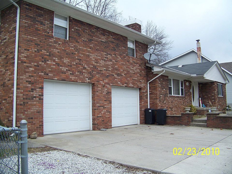 1st image of 1822 Campbell Dr