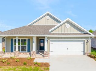 124 Gray Owl Dr, Freeport, FL 32439