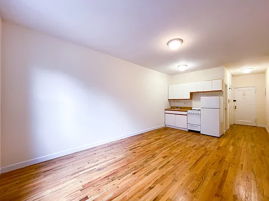 Rented by Compass | media 6