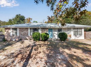 1793 Juniper Lake Rd, Defuniak Springs, FL 32433