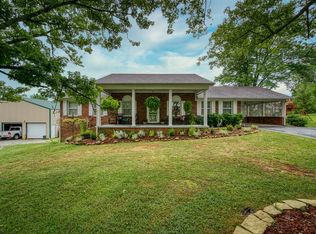 196 Charleston Rd, Cookeville, TN 38506