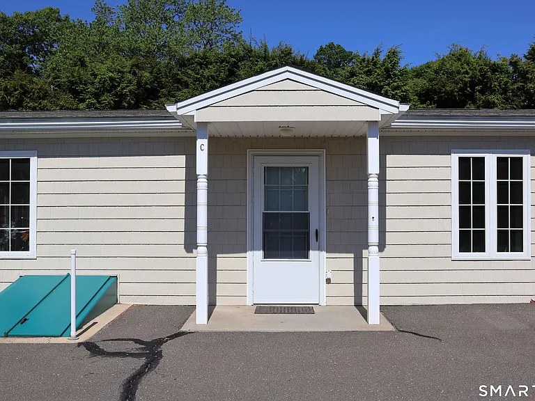 170 Scott Rd #C — Photo 1