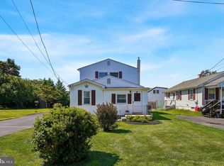 312 Elm St, Warminster, PA 18974