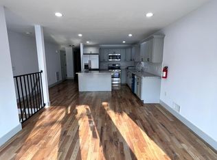 372 Peshine Ave #1, Newark, NJ 07112