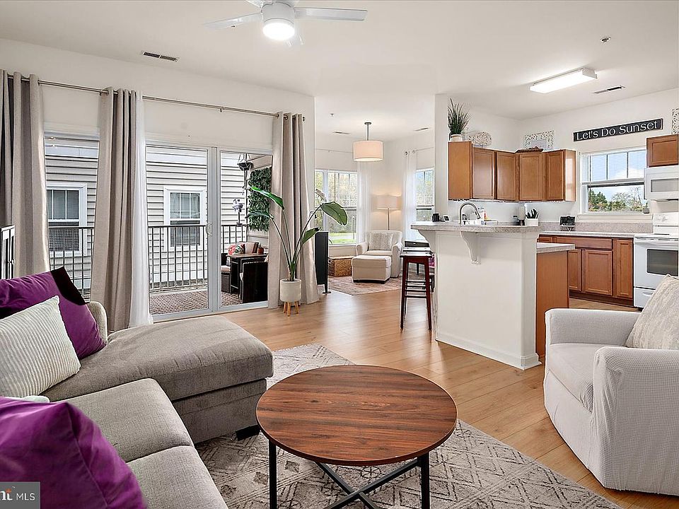 1st image of 4702 Summer Brook Way #G