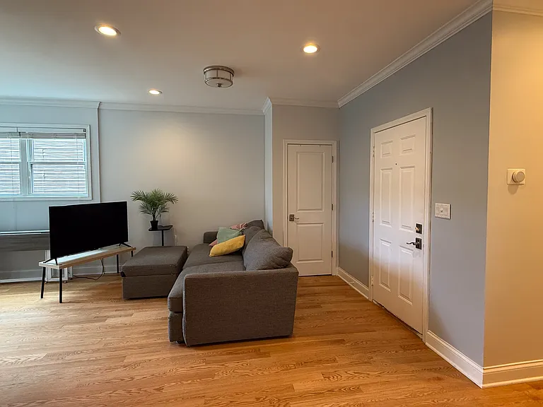 4236 N Albany Ave #1 — Photo 12