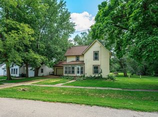 414 W Howard St, Durand, IL 61024