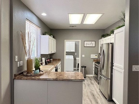 4th image of 9505 City Hill Ct #0