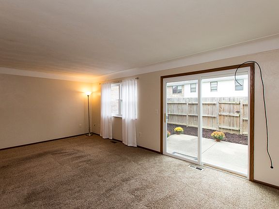 5th image of 3859 N Chalet Cir