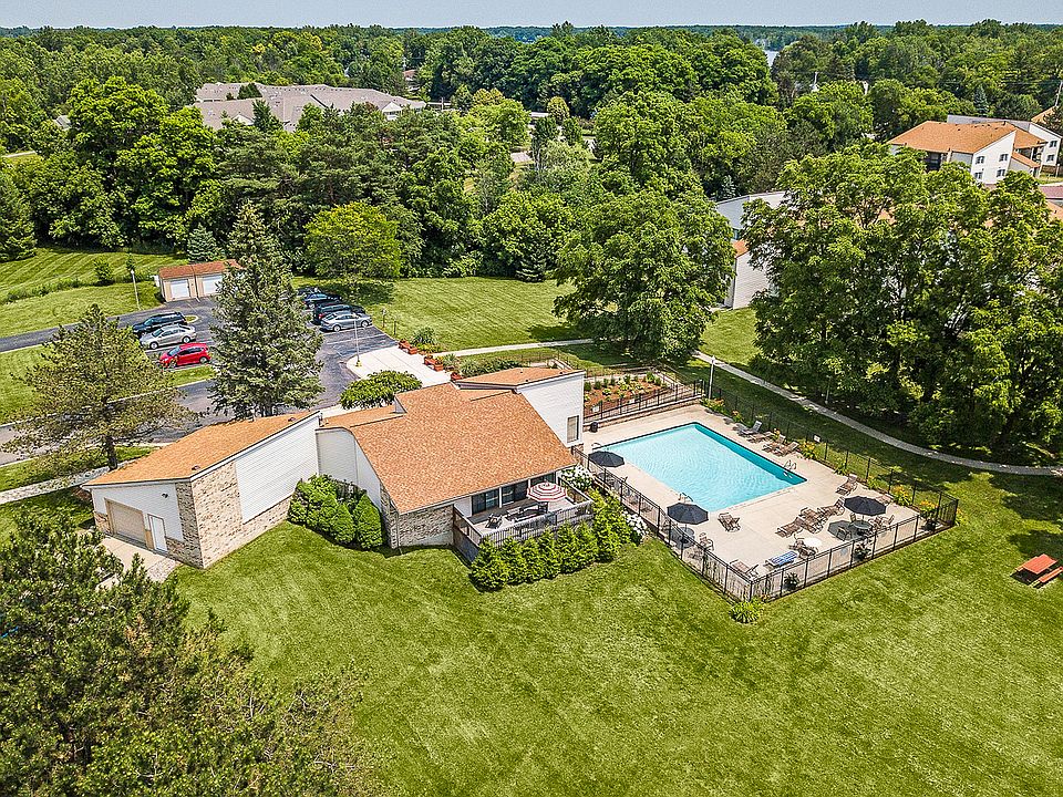 Benson Hills Apartments