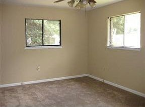 5th image of 4533 Pimlico Dr