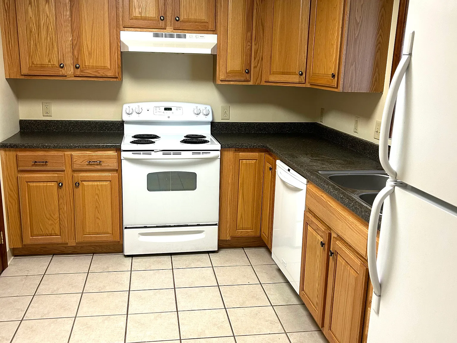 2 bed, 1152 sqft, $1,250 — Photo 2