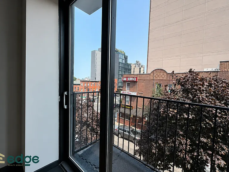 561 4th Ave #2B — Photo 6