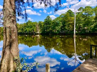 124 Lake Dr, Lucedale, MS 39452