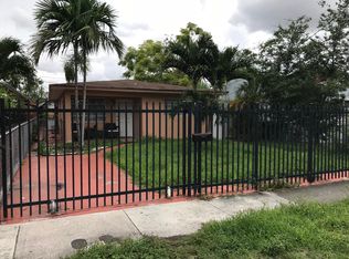 3323 NW 3rd St, Miami, FL 33125