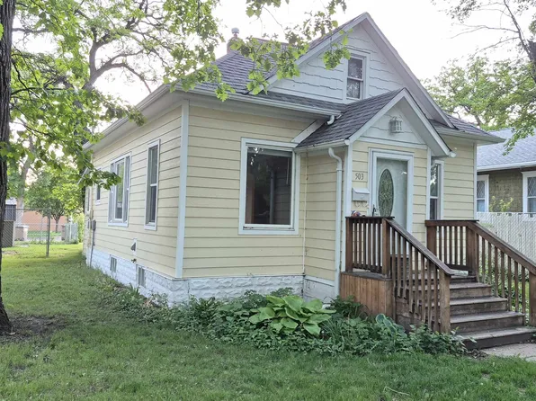 503 1st St NE, Minot, ND 58703