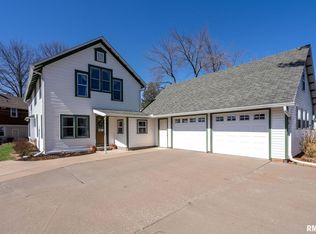 2517 East St, Davenport, IA 52803