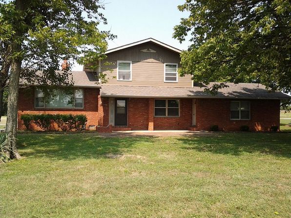 702 E Elm St