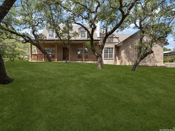 17451 Helotes Springs, Helotes, TX 78023