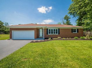7458 Fairground Rd, Blanchester, OH 45107