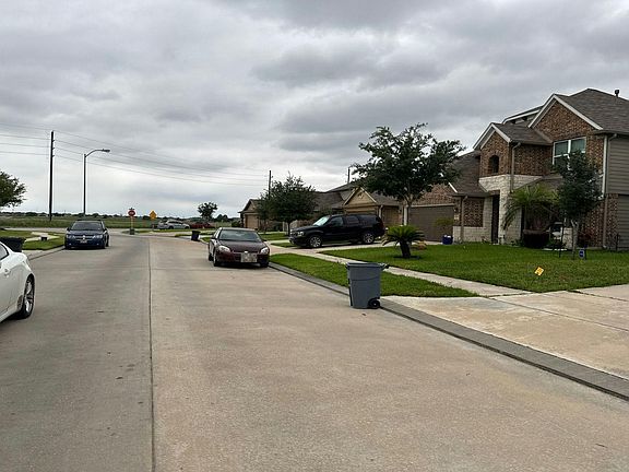 5th image of 1026 Ranch Oak Dr