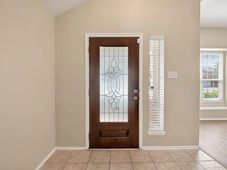 2507 Cypress Springs Ct — Photo 6