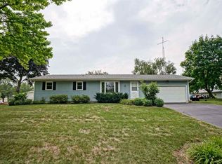 200 Maple Dr, Waterloo, WI 53594