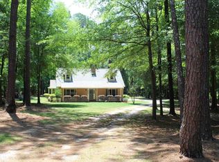 136 Rakestraw Rd, Lagrange, GA 30241