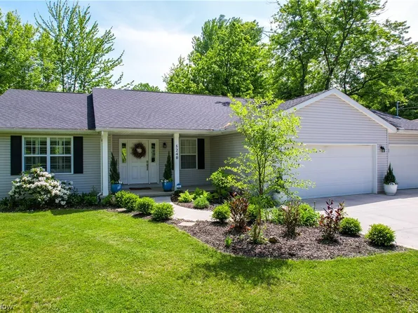5240 French Creek Rd, Sheffield Village, OH 44054