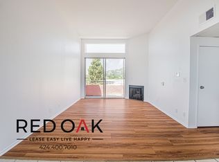 7370 Hawthorn Ave APT 301, Los Angeles, CA 90046