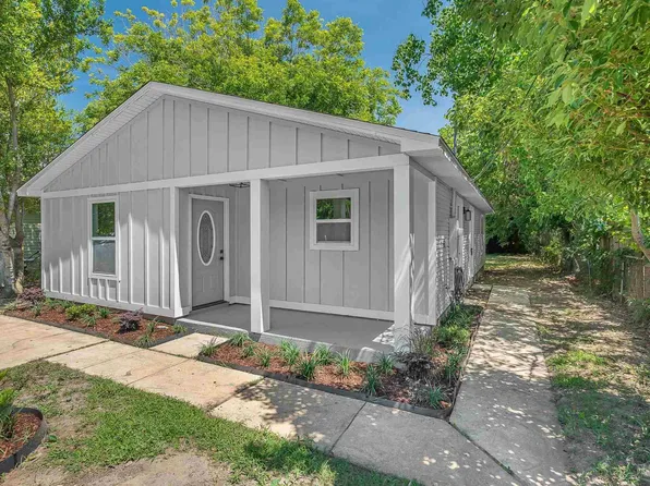 1802 W Godfrey St, Pensacola, FL 32501