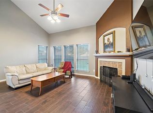 8118 Cove Timbers Ln, Tomball, TX 77375