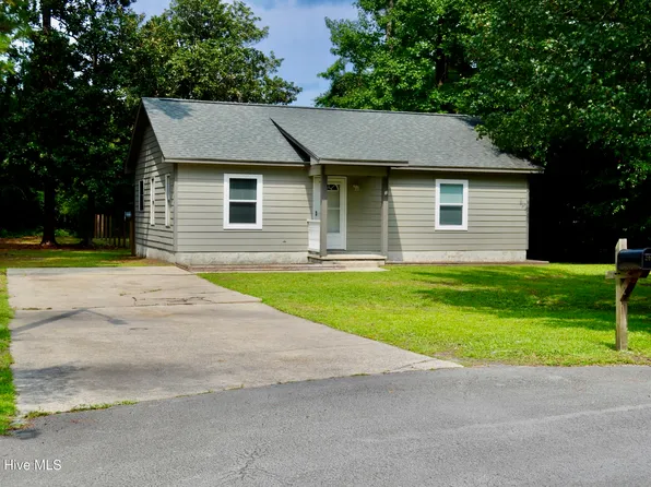 205 Lenoir Street, Newport, NC 28570